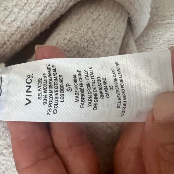 Vince Wool Pullover with hoodie S. - Picture 7 of 11